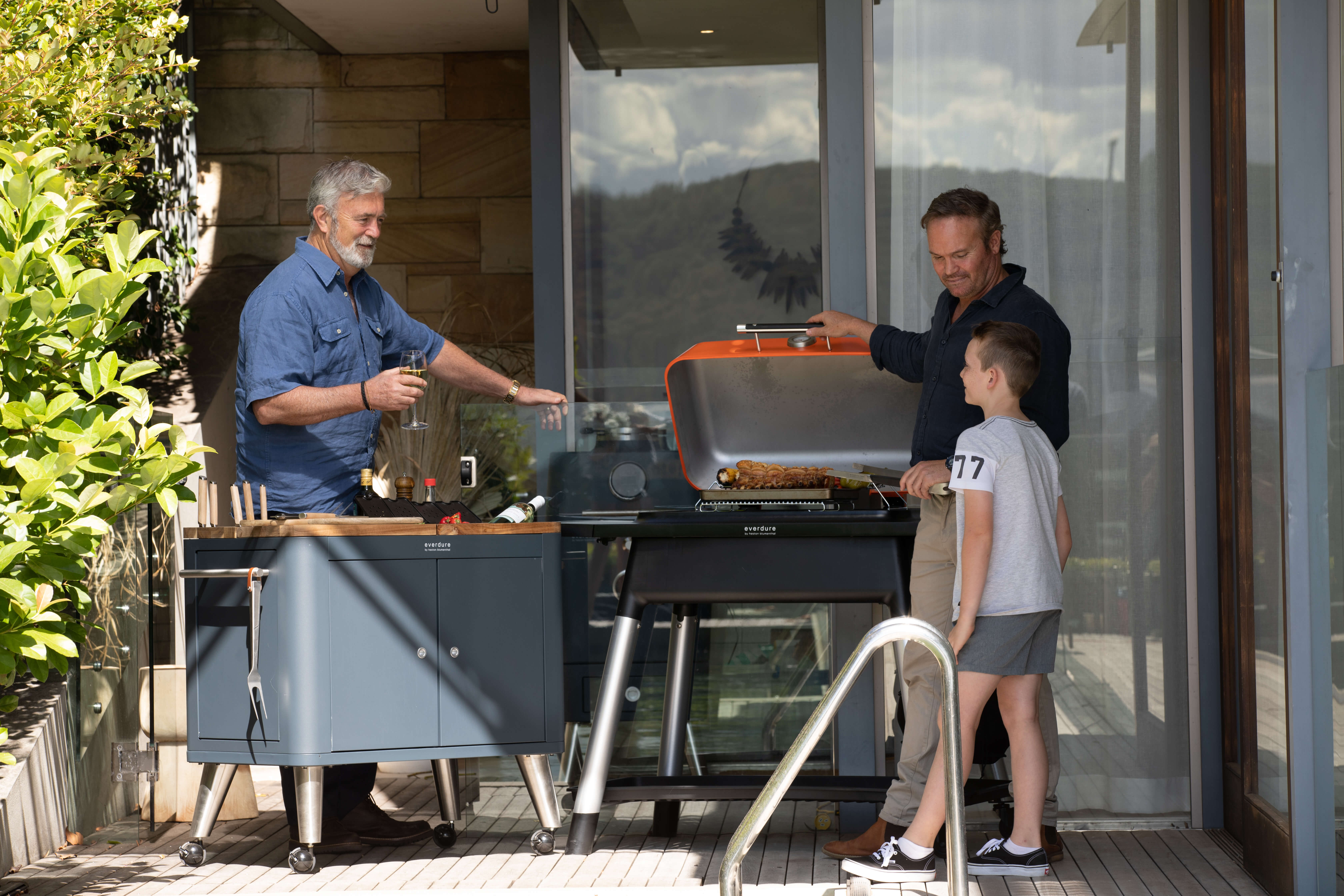 Mobile outdoor kitchen